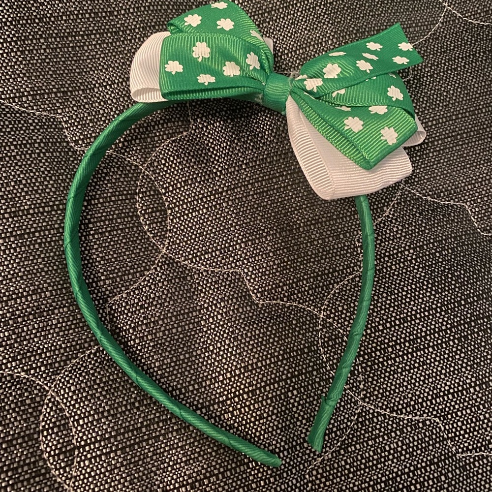 🎀2/8$🎀 4 leaf clover ribbon headband